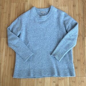 J Crew Relaxed Crewneck Sweater in Wool (pls read re:size) Basically new